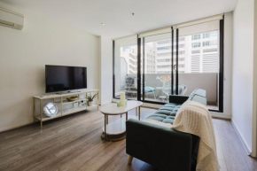 Urban Elegance in the Heart of Melbourne